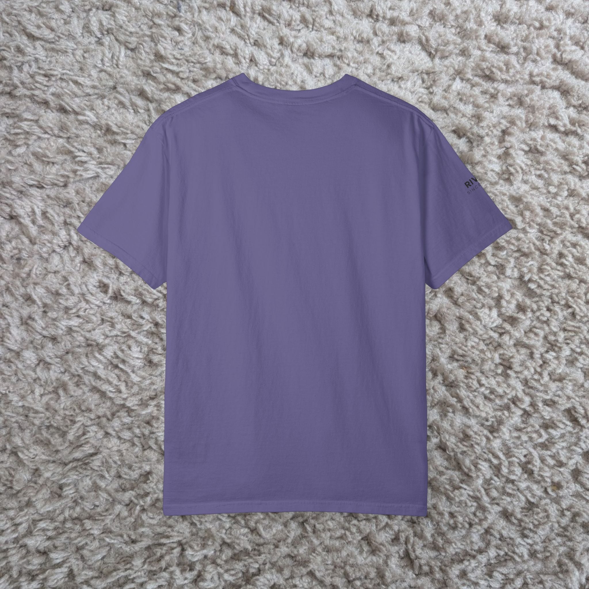 River Bear Graphic T-Shirt — Minimal Outdoor Crew Tee