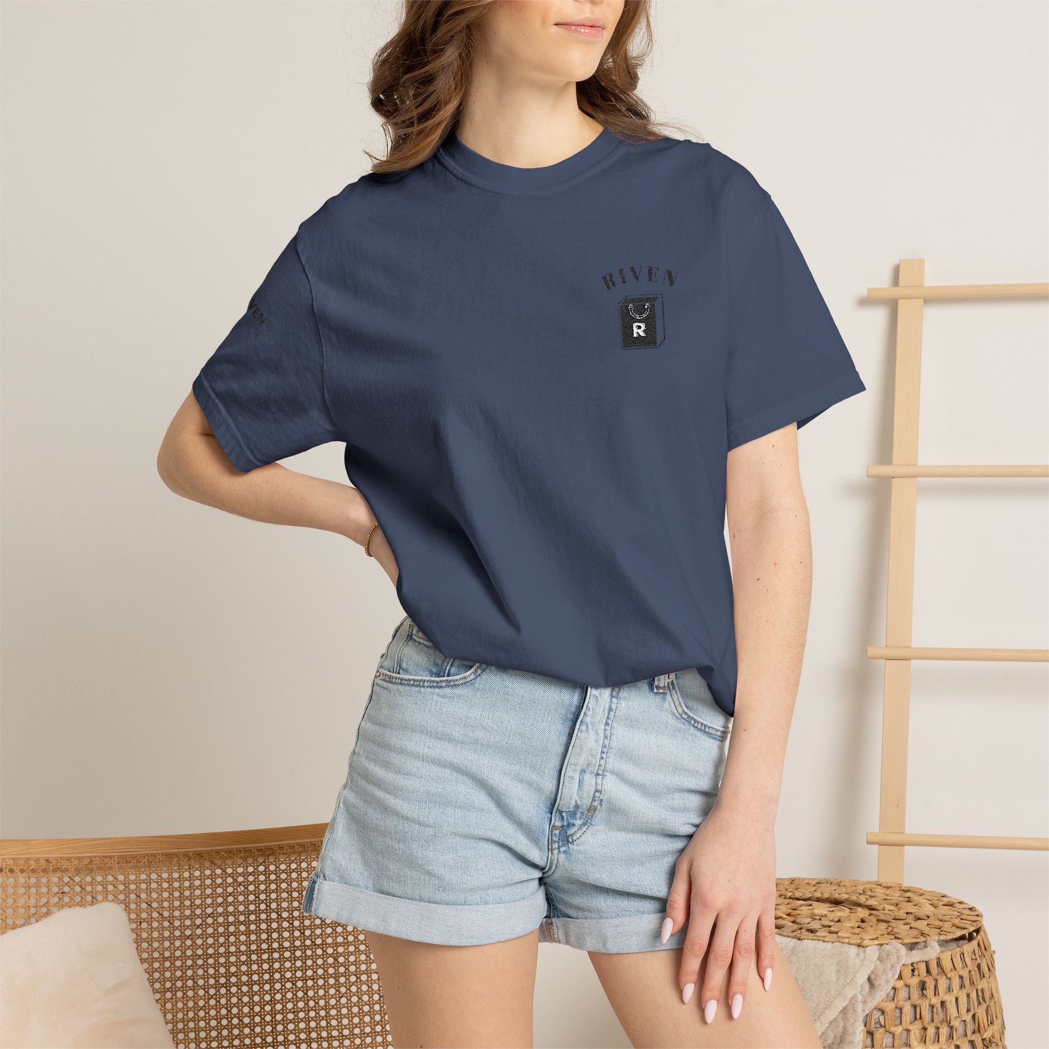 River Bear Graphic T-Shirt — Minimal Outdoor Crew Tee