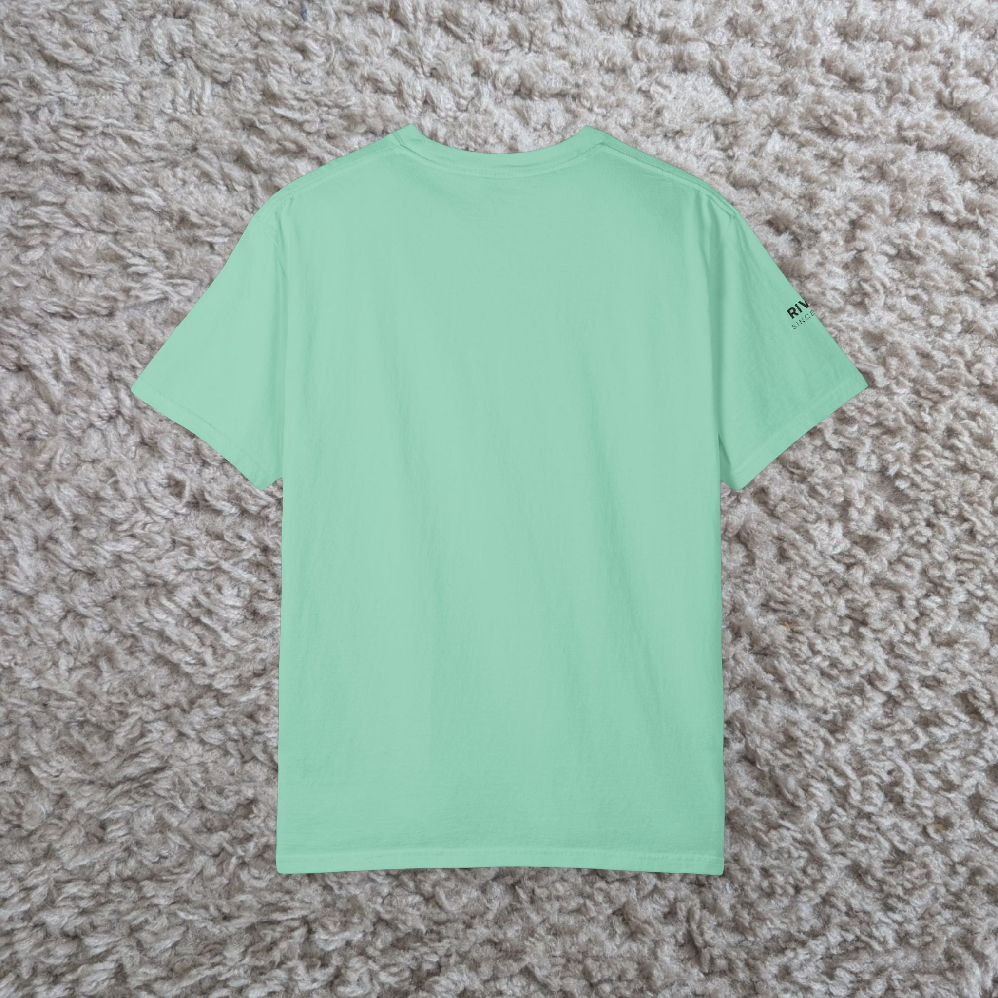 River Bear Graphic T-Shirt — Minimal Outdoor Crew Tee